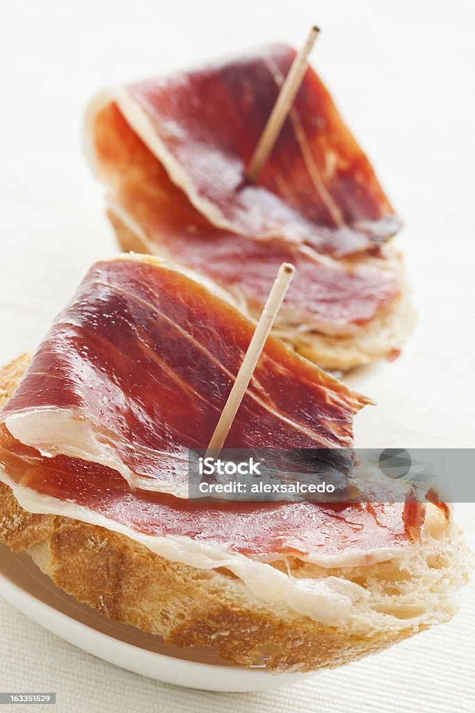 Prosciutto di Jabugo tapas - Foto stock royalty-free di Isolamento