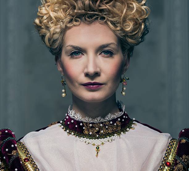 ritratto della bellissima regina altezzosa - dress authority women archduchess foto e immagini stock