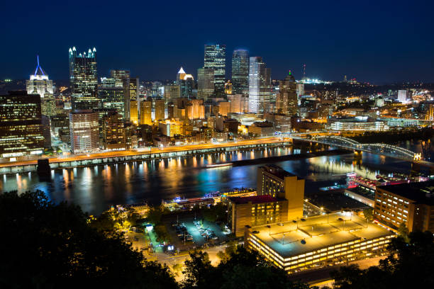 istock Pittsburgh city center 163351746