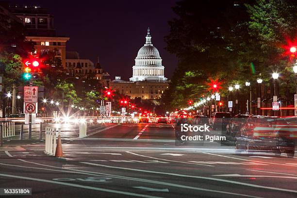 ペンシルバニア州議会議事堂から Aveue - ワシントンDCのストックフォトや画像を多数ご用意 - ワシントンDC, 夜, アメリカ合衆国上院