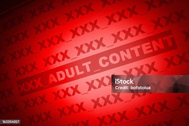 Ningún Contenido Para Adultos Foto de stock y más banco de imágenes de Adulto - Adulto, Color carne, Comportamiento sexual humano