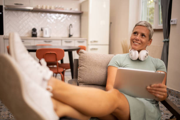 istock Woman is getting ready for a trip 1633564776