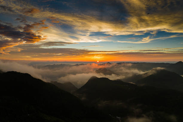 istock Mountain beautiful scenic in the morning 1633610875
