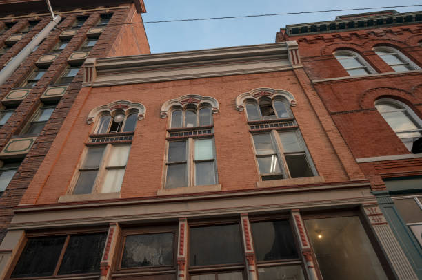 istock Historic Facades in Butte 1633847290