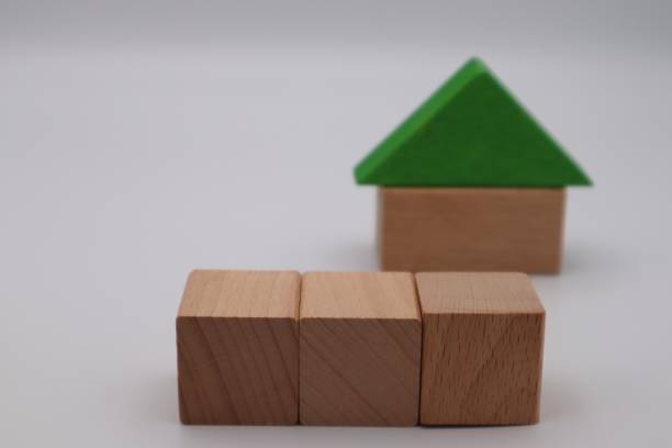 istock House of building blocks in the background 1633956835