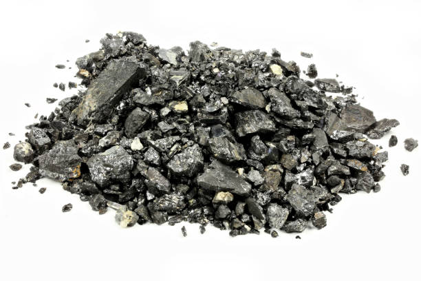 istock coltan from Brimstone Mine, Maine, USA 1634295421