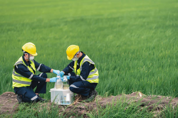 istock Take samples of water contaminated with environmental toxic waste or suspected sources of pollution. 1634746091