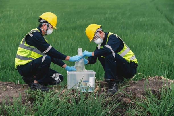 istock Take samples of water contaminated with environmental toxic waste or suspected sources of pollution. 1634746094