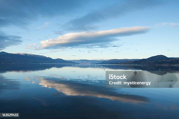 Kelowna - Fotografie stock e altre immagini di Acqua - Acqua, Ambientazione esterna, Ambientazione tranquilla