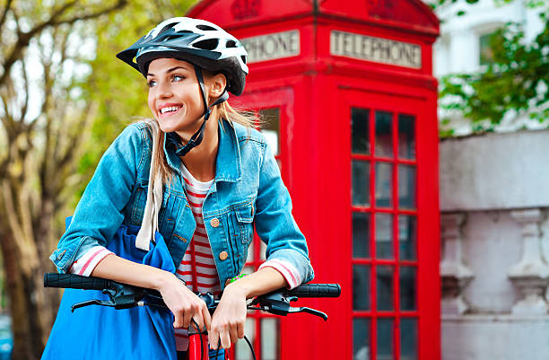 urban teen - bicycle london england cycling safety foto e immagini stock