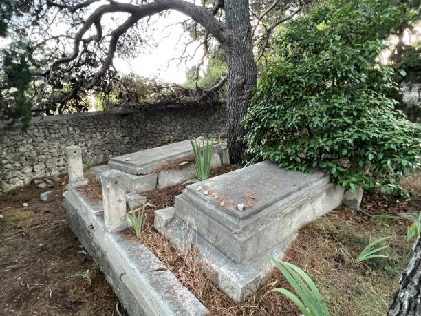 istock Old Jewish Cemetery 1635346797