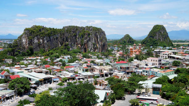 the marble mountains in da nang, vietnam. - marble mountains imagens e fotografias de stock