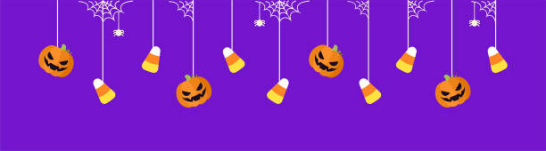 ilustrações, clipart, desenhos animados e ícones de banner de borda de halloween feliz com milho doce e abóboras jack o lanterna penduradas em teias de aranha. spooky ornaments decoração vector ilustração, truque ou tratar convite de festa - spider web halloween corn pumpkin