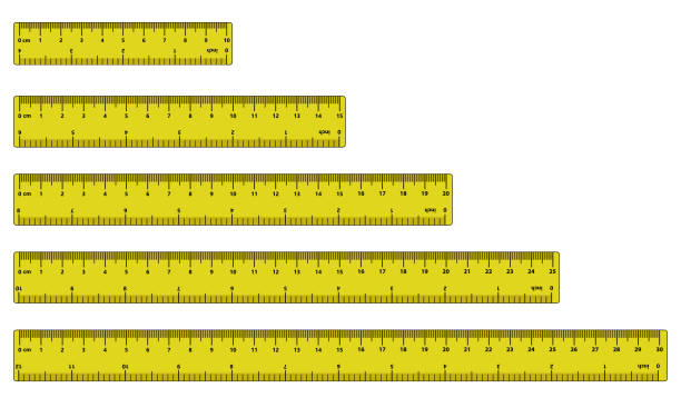 ilustrações, clipart, desenhos animados e ícones de réguas de polegada e métricas. indicador métrico de centímetros e polegadas da balança de medição cm. réguas de polegada e métricas. indicador métrico de centímetros e polegadas da balança de medição cm. - tape measure centimeter ruler instrument of measurement