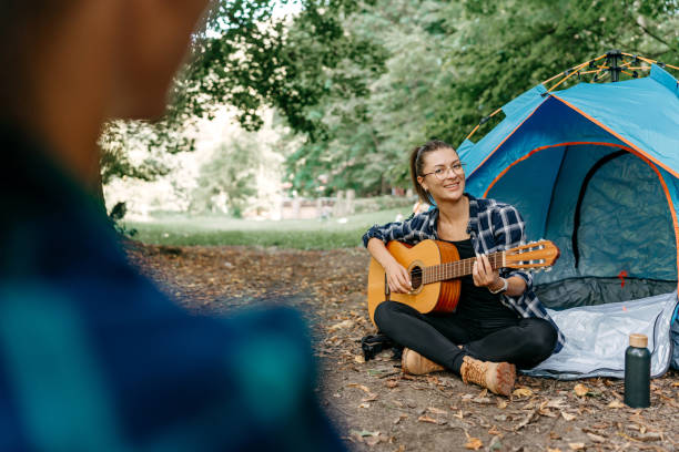 Melodic moments around the tent