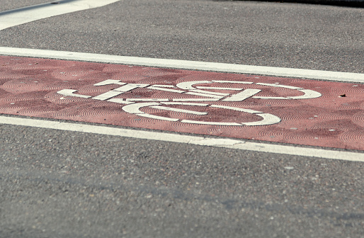 Marking and symbol of a cycle path