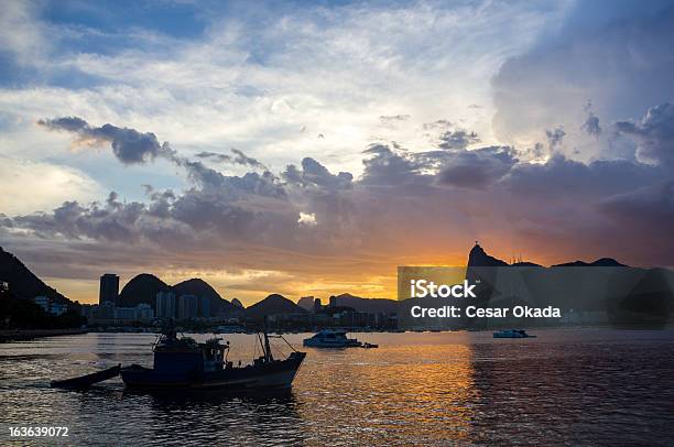 Photo libre de droit de Rio De Janeiro Au Coucher Du Soleil banque d'images et plus d'images libres de droit de Baie de Guanabara - Baie de Guanabara, Rio de Janeiro, Baie - Eau