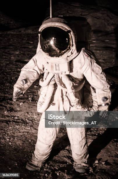 Recreación Landing Durante La Misión A La Luna Del Apollo Foto de stock y más banco de imágenes de Superficie lunar