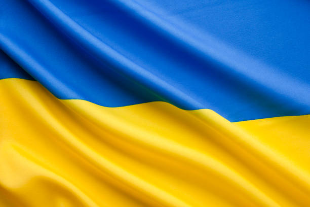 gros plan drapeau ukrainian - ukraine photos et images de collection