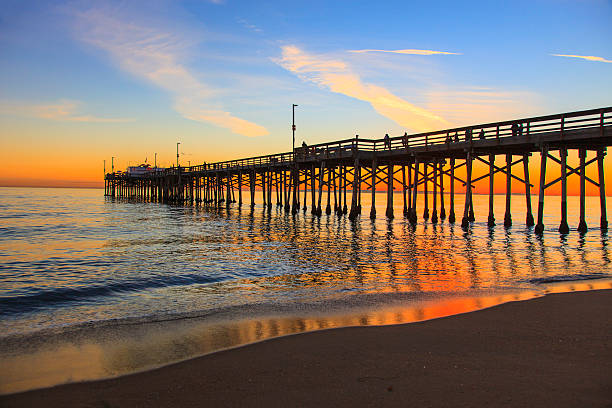 balboa molo, contea di orange california - california newport beach county orange foto e immagini stock