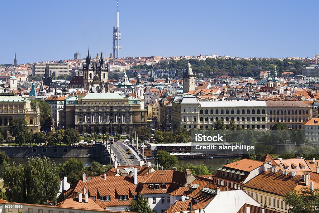 Widok Pragi z zamku - Zbiór zdjęć royalty-free (Bez ludzi)