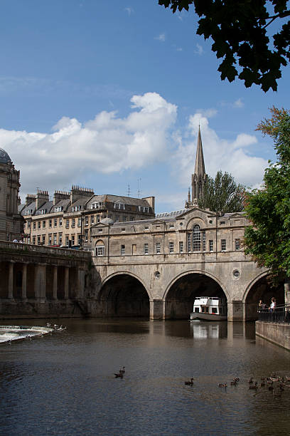 istock Pultney Bridge and Weir on the River Avon in Bath 163649115