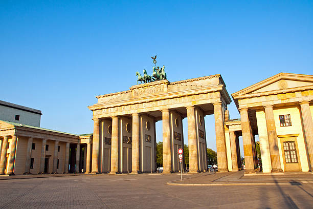 istock Brandenburg Gate in the morning 163652610