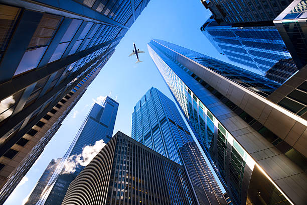 chicago, patrząc w górę - willis tower zdjęcia i obrazy z banku zdjęć