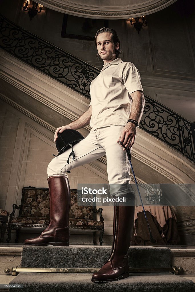 Hombre joven elegante - Foto de stock de Polo - Deportes ecuestres libre de derechos
