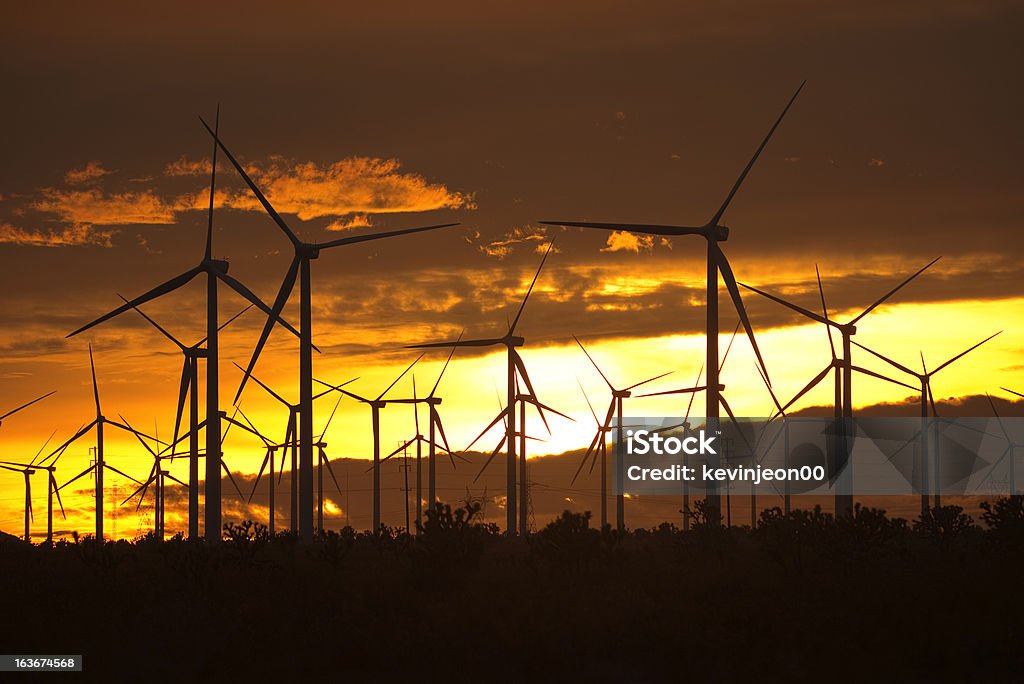 Wind turbine farm - Lizenzfrei Ausrüstung und Geräte Stock-Foto