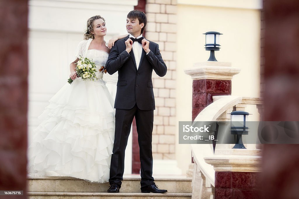 Linda elegante Casal feliz newlyweds - Royalty-free Abraçar Foto de stock