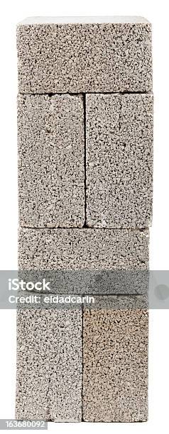 Bloques De Construcción De Apilado Foto de stock y más banco de imágenes de Bloque - Bloque de hormigón - Bloque - Bloque de hormigón, Bloque - Forma, Bloque de construcción