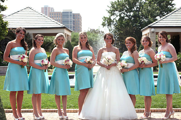 Vestidos De Novia De Color Turquesa - Banco de fotos e imágenes de stock - iStock Vestidos De Novia De Color Turquesa - Banco de fotos e imágenes de stock - iStock