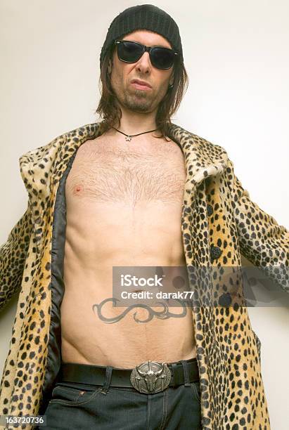 Piel De Leopardo Guy Foto de stock y más banco de imágenes de Sensualidad - Sensualidad, Símbolo sexual, Hombres