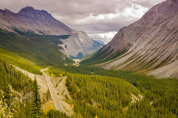 Cтоковое фото Шоссе Ткать на Канадские Скалистые горы