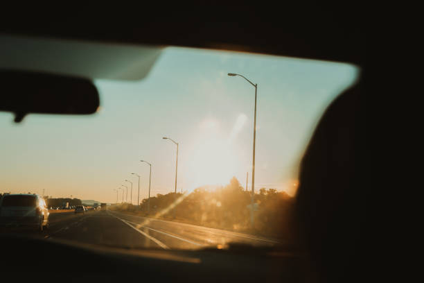 istock Sunset and highway in Toronto 1637254311