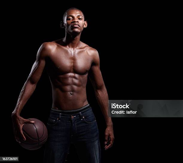 Foto de Sports Tem Construído Sua Confiança e mais fotos de stock de Homens - Homens, Nu, Afro-americano