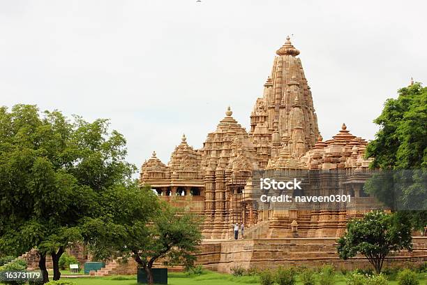 Khajuraho Templo - Fotografias de stock e mais imagens de Entalhe - Entalhe, Mapa do Mundo, Antigo