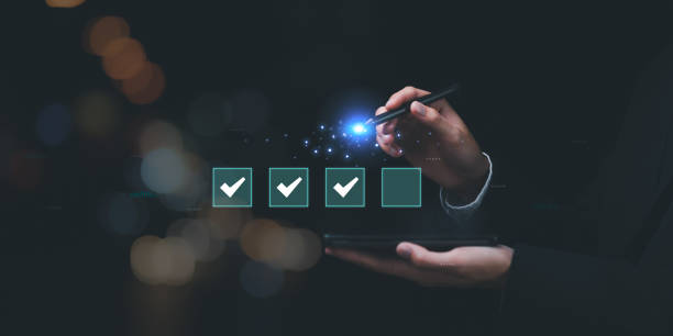 istock operator makes mark on survey topic ,checkbox to conduct opinion and quality surveys or satisfaction ,Auditing and evaluating quality and efficiency of personnel ,Checklist with checkmarks 1637362352