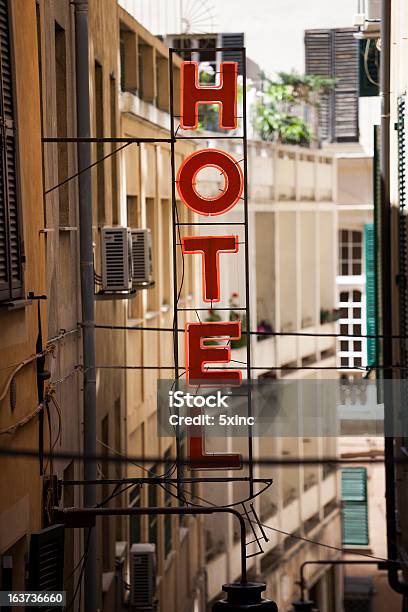 Hotelschild Stockfoto und mehr Bilder von Alt - Alt, Altertümlich, Außenaufnahme von Gebäuden