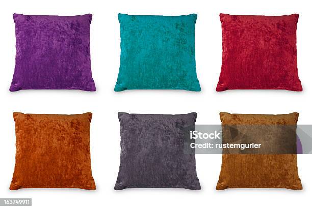 Multicolored Almofada - Fotografias de stock e mais imagens de Aconchegante - Aconchegante, Almofada - Artigo de Decoração, Almofada - Roupa de Cama