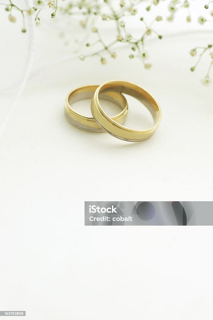 Alianças de casamento em série - Royalty-free Anel de Casamento Foto de stock