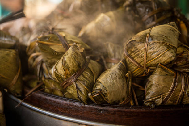 istock Sticky Rice Snack Street Food 1637630675