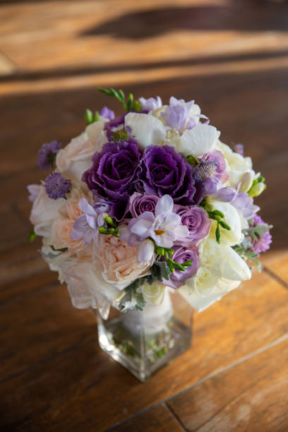 istock Maid of Honor bouquet 1637631266