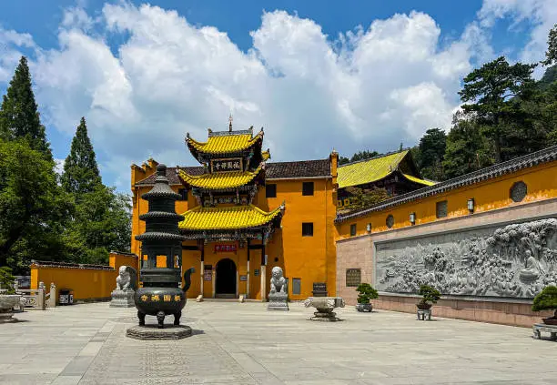 Entrance to Zhiyuan Temple at Mount Jiuhua (jiuhuashan), dedicated to Ksitigarbha Bodhisattva and one of Four Sacred Buddhist Mountains in China, in Qingyang, Chizhou, Anhui.