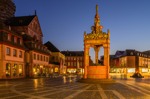 An old Hiistoric Market Square Fountain at Night - Mainz, Germany