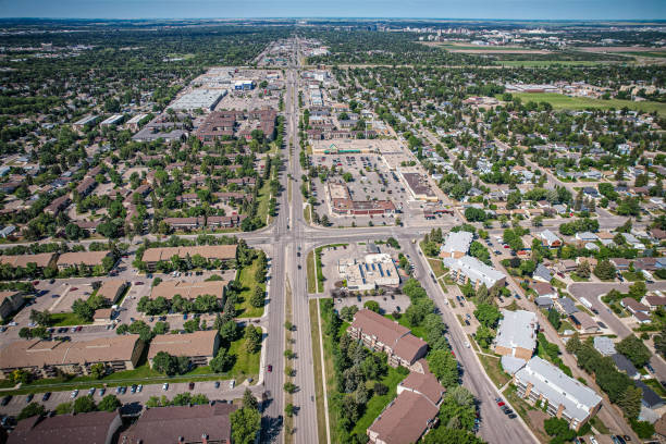 istock Eighth Street East Aerial in Saskatoon 1638411992