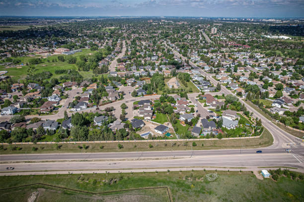 istock Lakeridge neighborhood of Saskatoon 1638449696