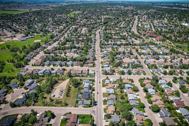 istock Lakeridge neighborhood of Saskatoon 1638449702