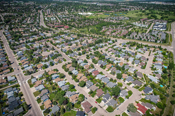 istock Lakeridge neighborhood of Saskatoon 1638449703